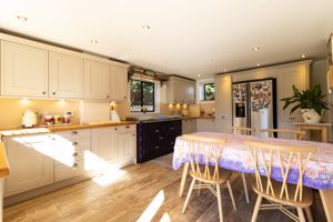 Photo 35- click for photo gallery